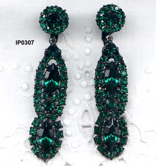 c. 1980 Thelma Deutsch Emerald Green Pendant Earrings