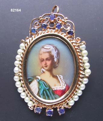 c. 1950's Hand Painted Cameo Pin/Pendant