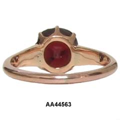 Late Victorian 18 Karat Rose Gold Garnet Ring